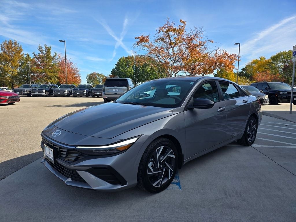 2025 Hyundai ELANTRA SEL Sport