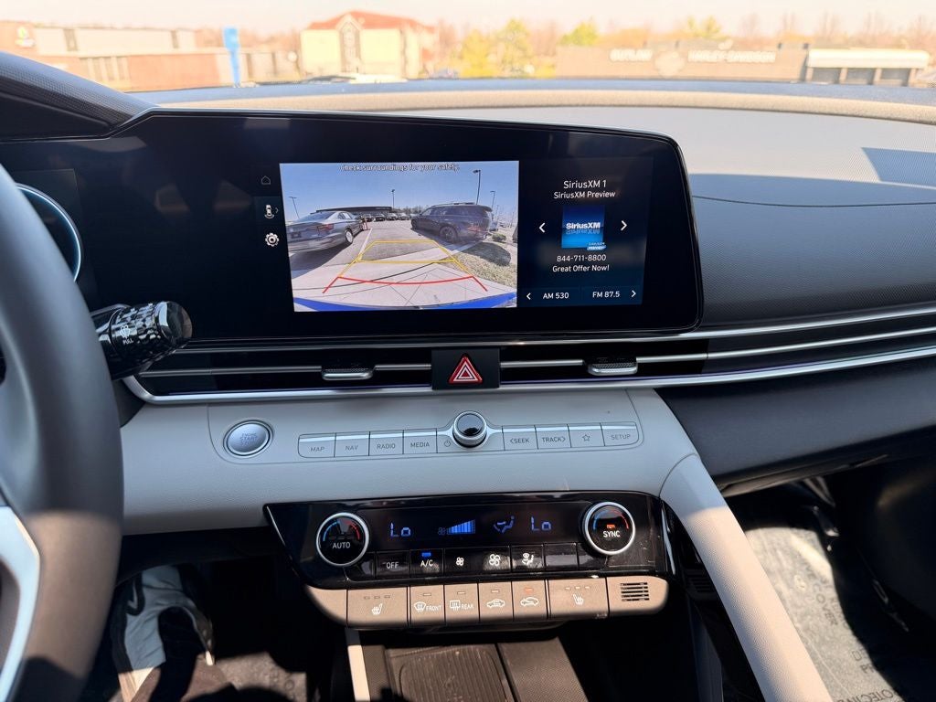 2025 Hyundai ELANTRA Limited