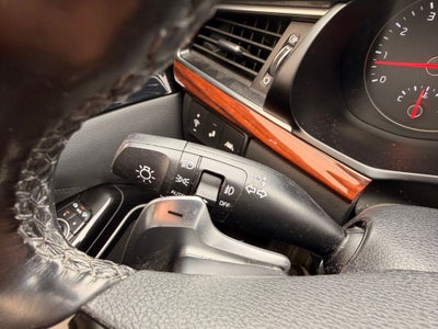 2018 Kia Cadenza Technology