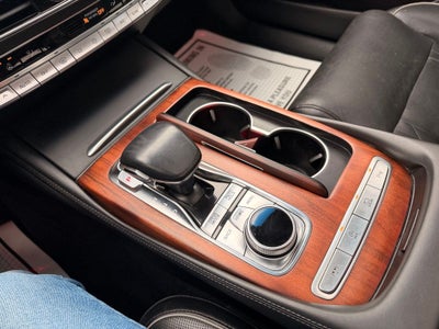 2020 Kia K900 Luxury