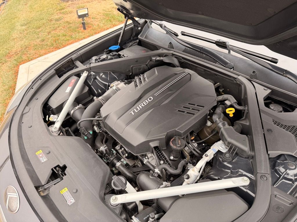 2020 Kia K900 Luxury