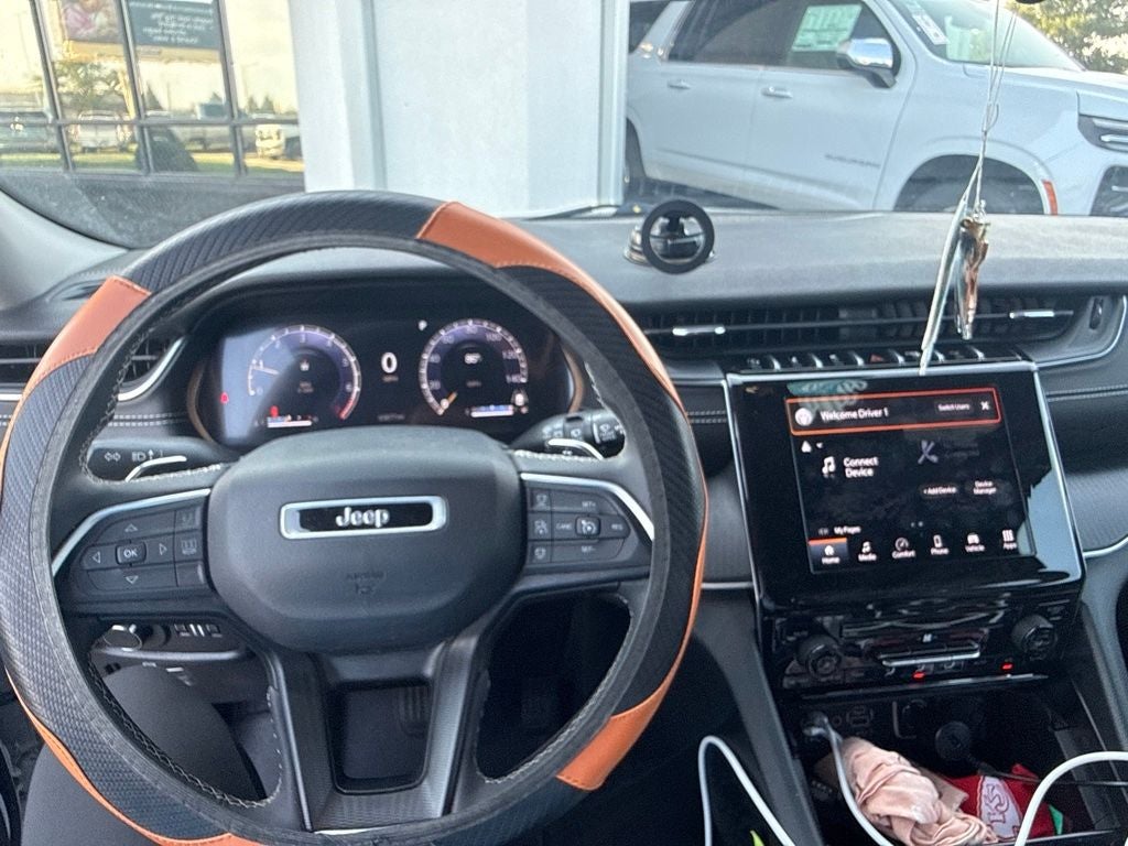 2023 Jeep Grand Cherokee L Laredo