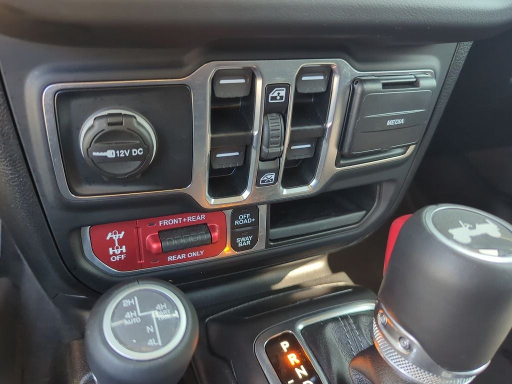 2025 Jeep Wrangler Rubicon X