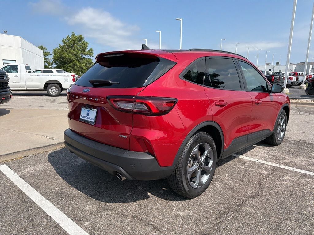 2025 Ford Escape Hybrid ST-Line