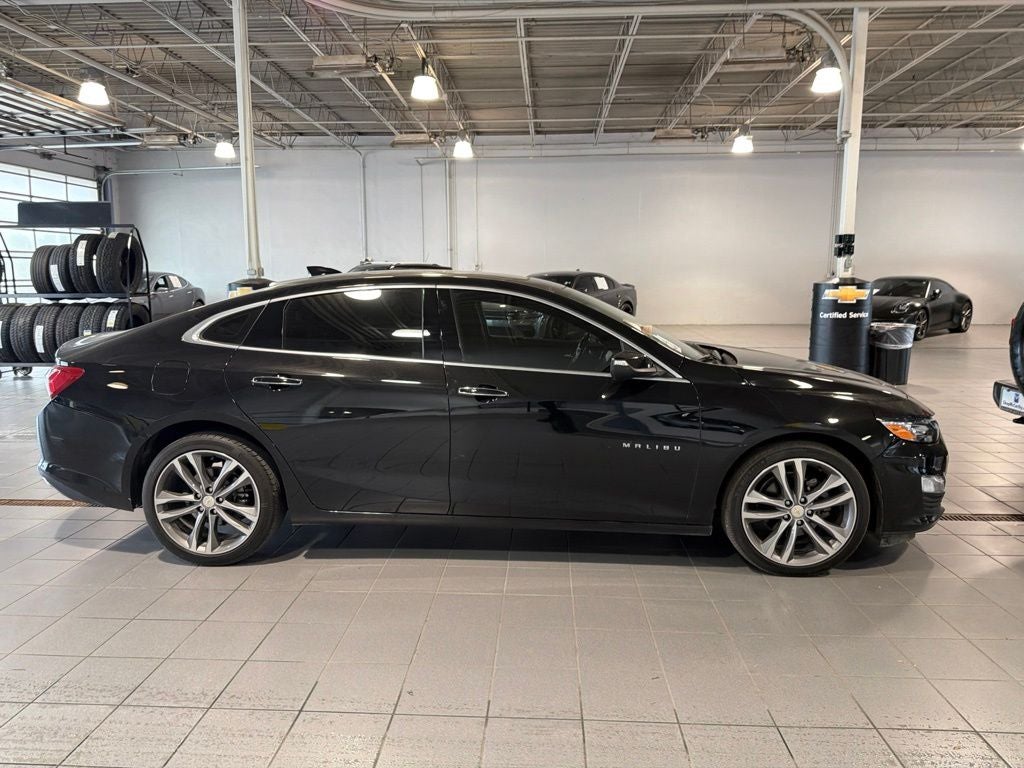 2022 Chevrolet Malibu Premier