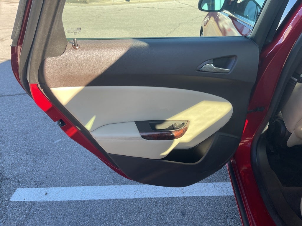 2012 Buick Verano Leather Group