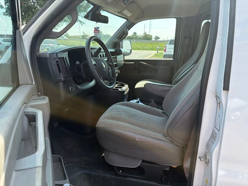 2019 Chevrolet Express 3500 LT Passenger