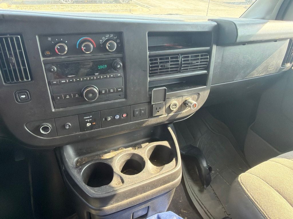 2019 Chevrolet Express 3500 LT Passenger