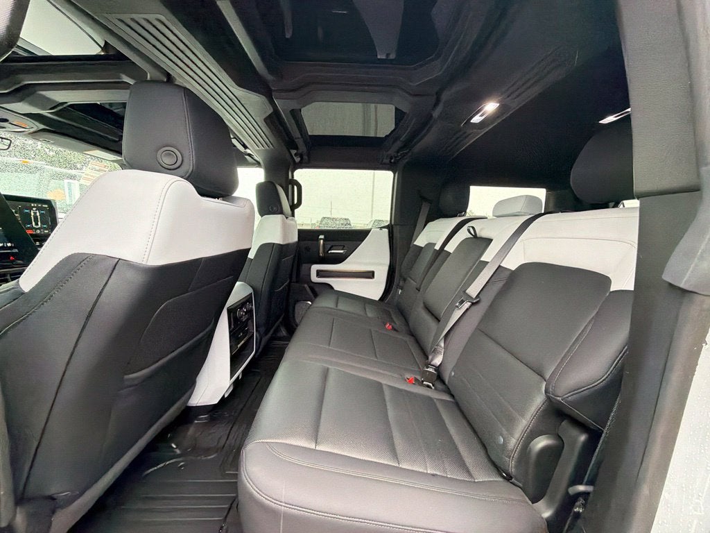 2024 GMC Hummer EV SUV 2X