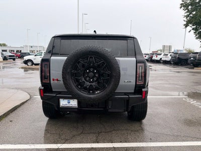 2024 GMC Hummer EV SUV 2X