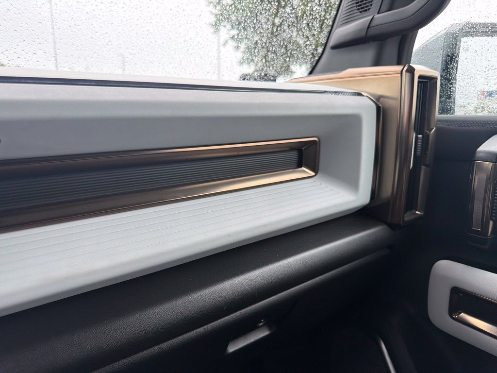 2024 GMC Hummer EV SUV 2X