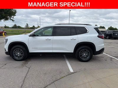 2025 GMC Acadia Elevation
