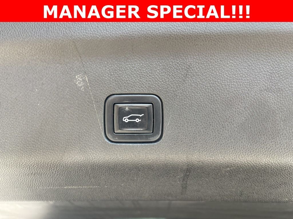 2022 Chevrolet Suburban RST