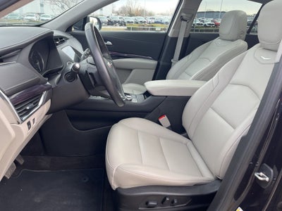 2023 Cadillac XT4 Luxury
