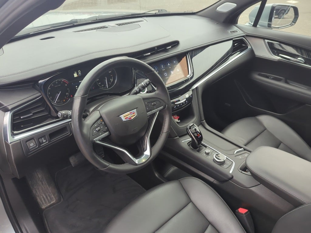 2025 Cadillac XT6 Premium Luxury