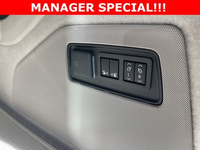 2025 Cadillac Escalade ESV Sport Platinum