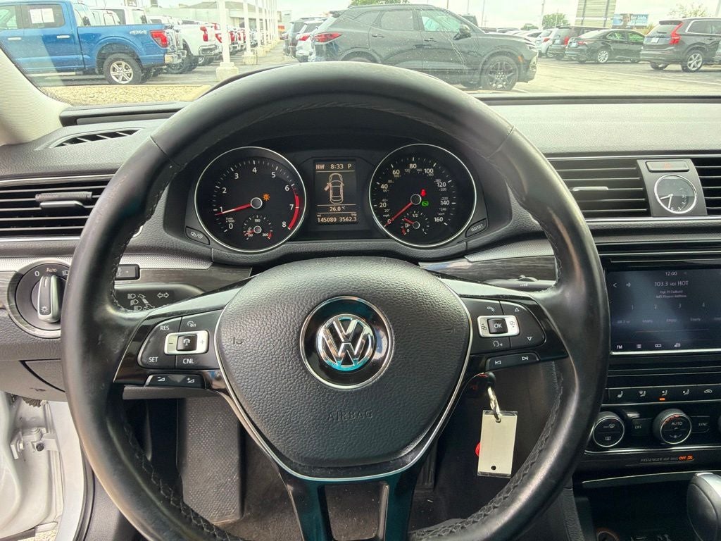 2016 Volkswagen Passat 1.8T SE