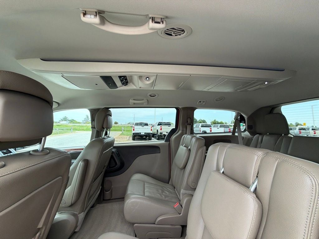 2014 Chrysler Town & Country Touring