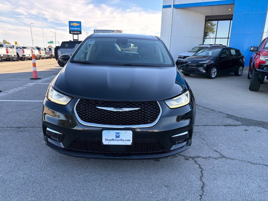 2023 Chrysler Pacifica Hybrid Touring L