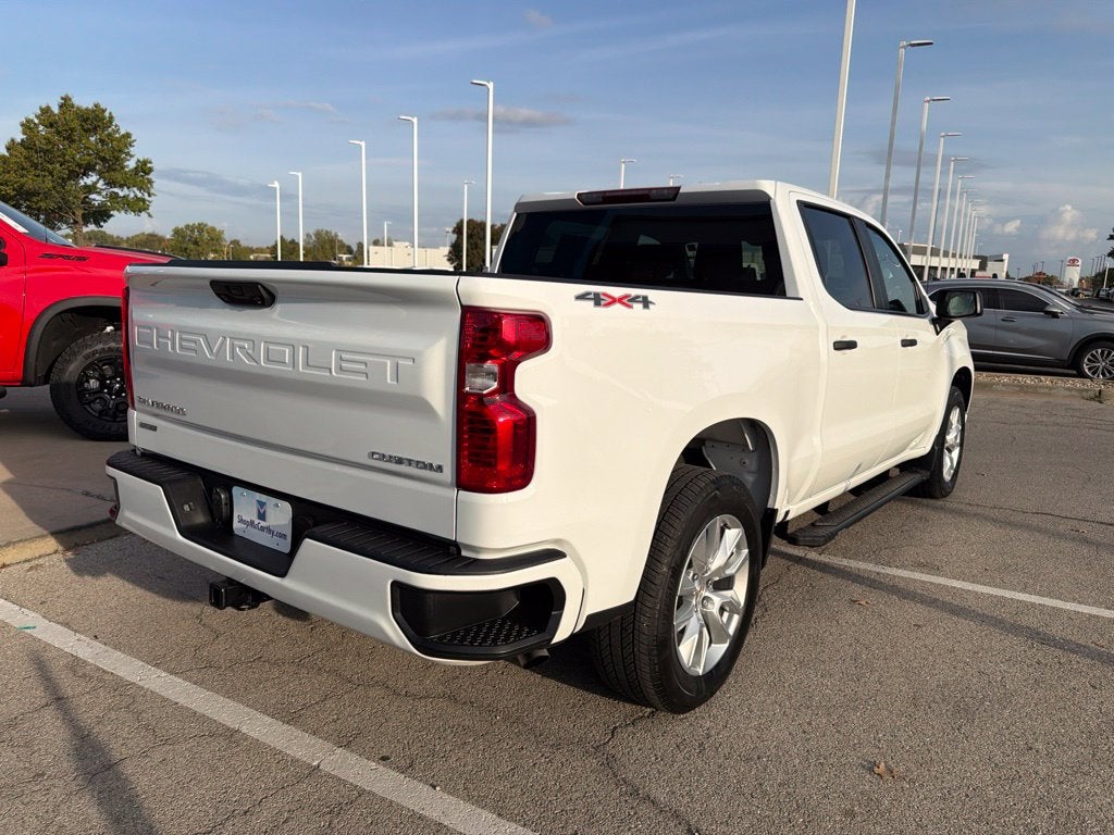 2025 Chevrolet Silverado 1500 Custom