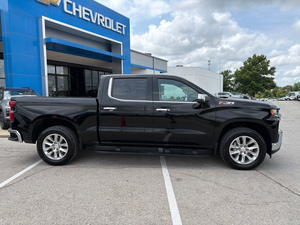 Used 2021 Chevrolet Silverado 1500 LTZ with VIN 3GCUYGED7MG429362 for sale in Kansas City