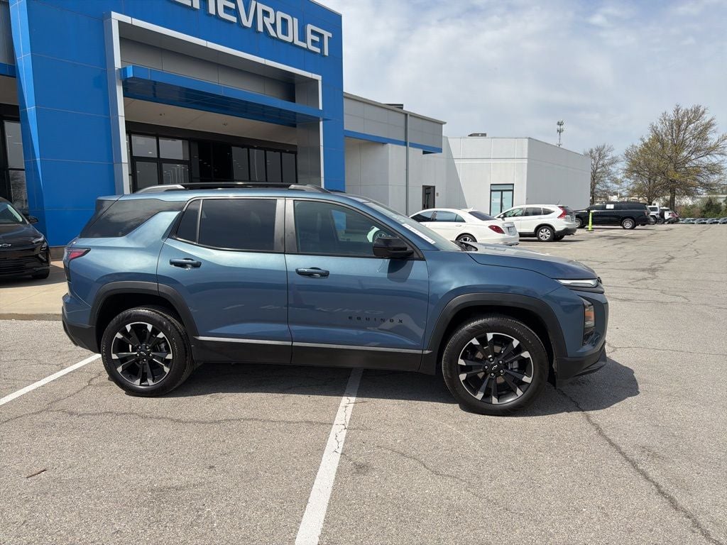 Used 2025 Chevrolet Equinox RS with VIN 3GNAXTEG3SL261868 for sale in Kansas City