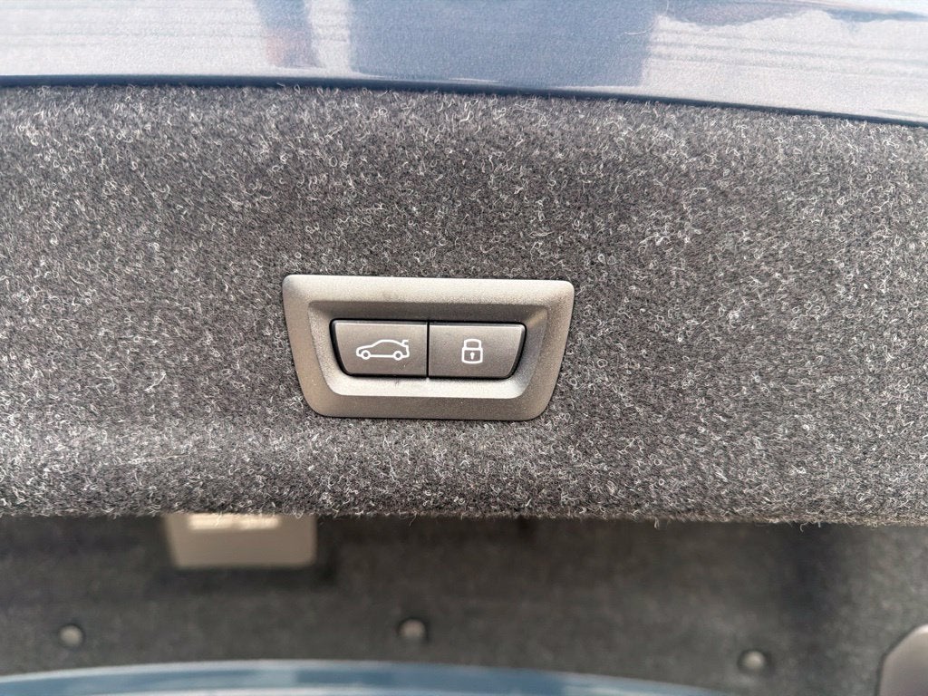 2025 BMW 3 Series M340i xDrive