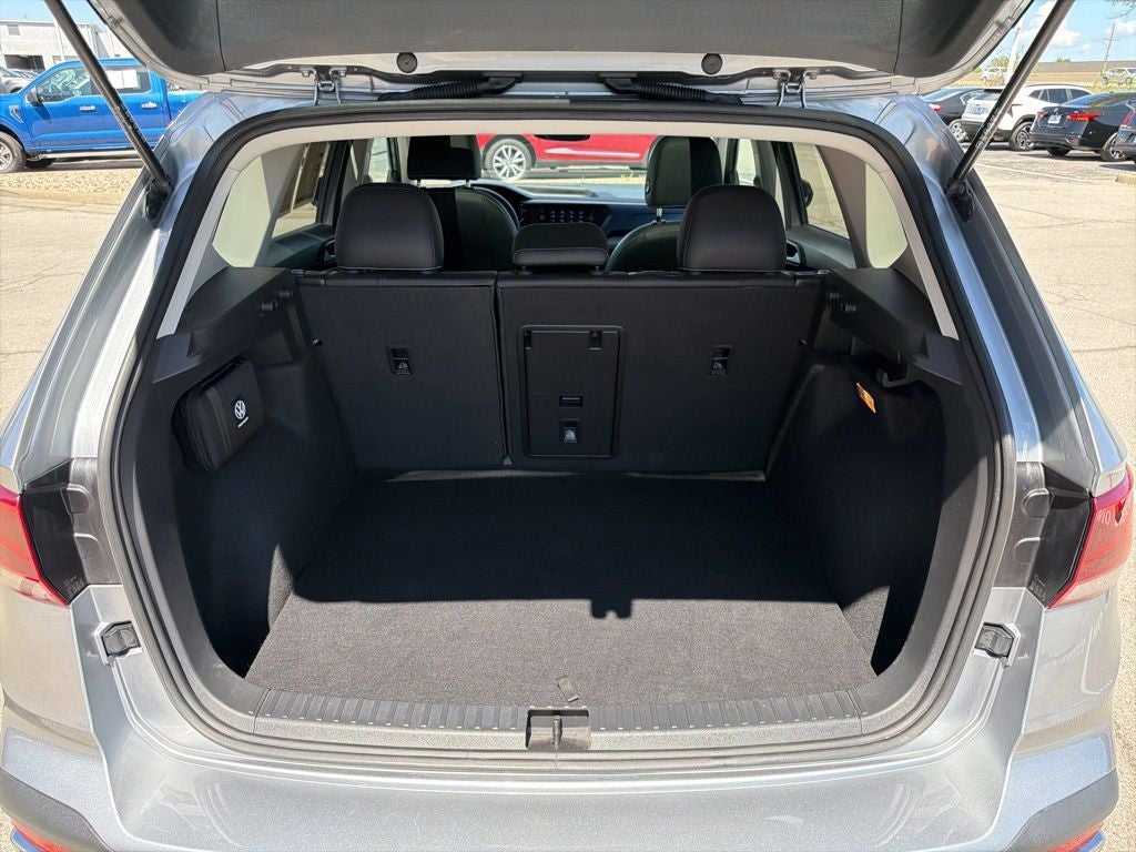 2023 Volkswagen Taos 1.5T SE