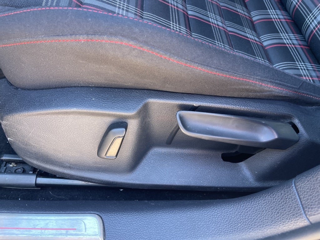 2019 Volkswagen Golf GTI 2.0T S