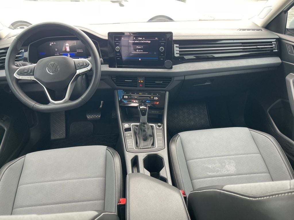 2025 Volkswagen Jetta 1.5T SE