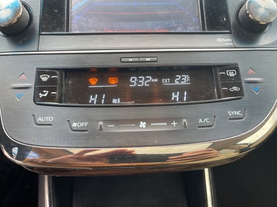 2014 Toyota Avalon XLE