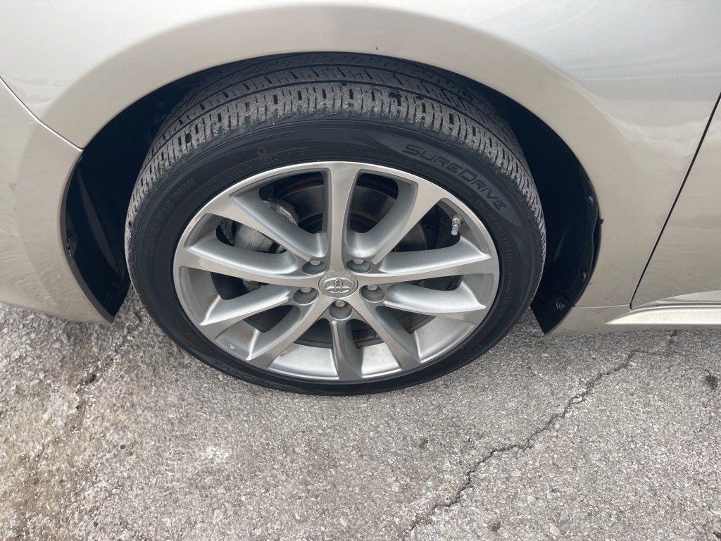 2014 Toyota Avalon XLE