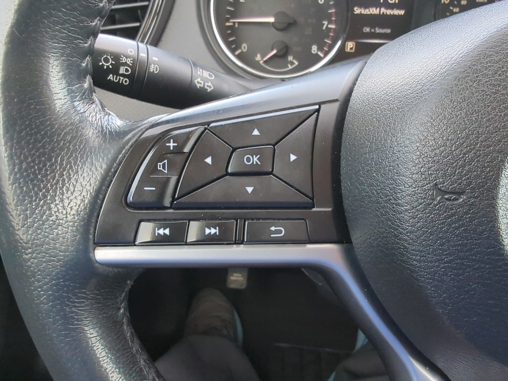 2017 Nissan Rogue SV