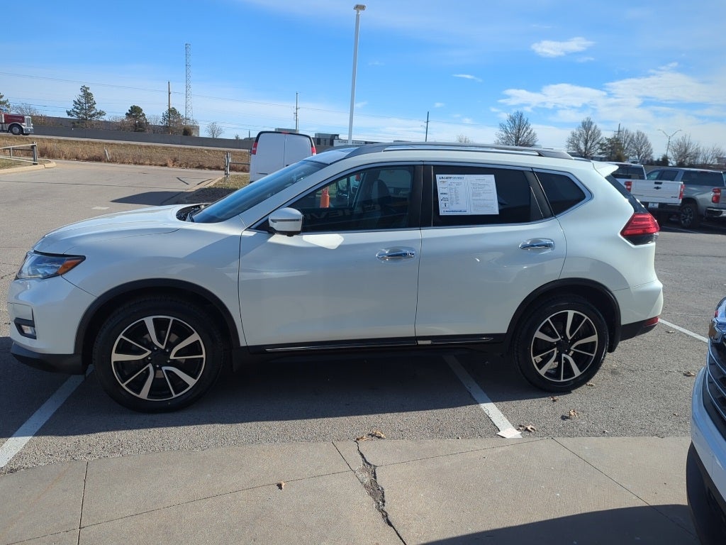 2017 Nissan Rogue SV