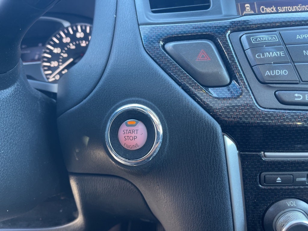 2020 Nissan Pathfinder SL Rock Creek Edition