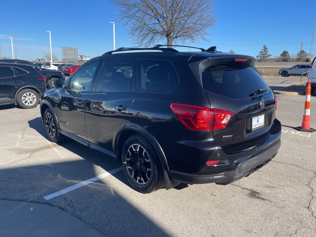 2020 Nissan Pathfinder SL Rock Creek Edition