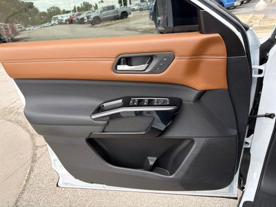 2026 Nissan Pathfinder Platinum