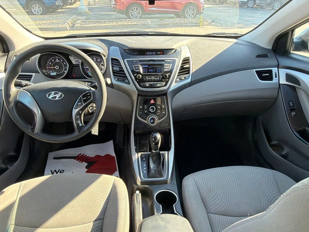 2014 Hyundai ELANTRA SE