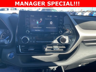 2022 Toyota Highlander Hybrid XLE