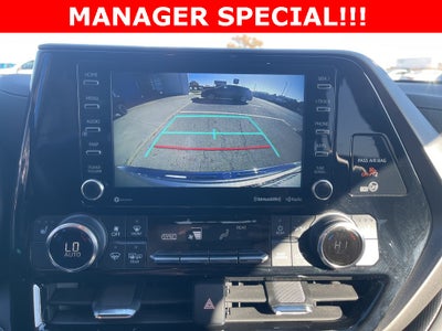 2022 Toyota Highlander Hybrid XLE