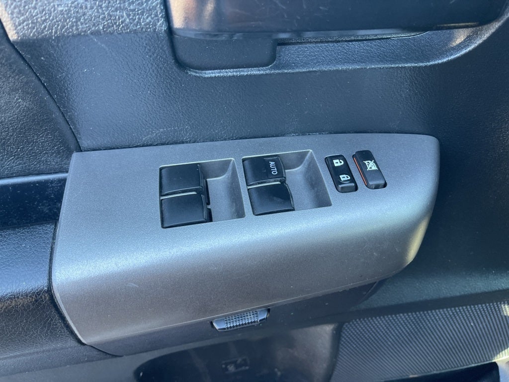 2012 Toyota Tundra Grade CrewMax