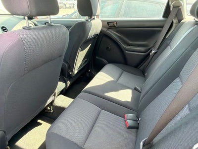 2006 Pontiac Vibe Base