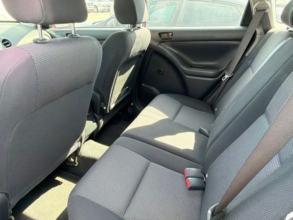 2006 Pontiac Vibe Base