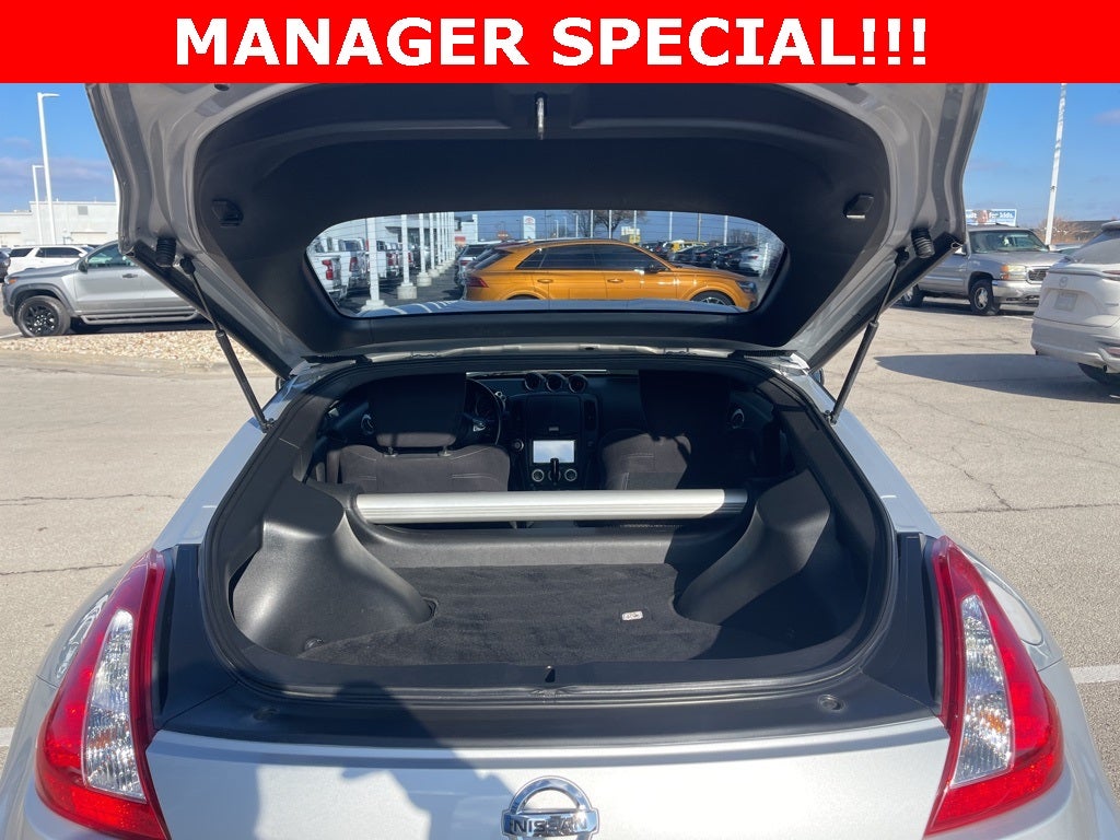 2017 Nissan 370Z Base