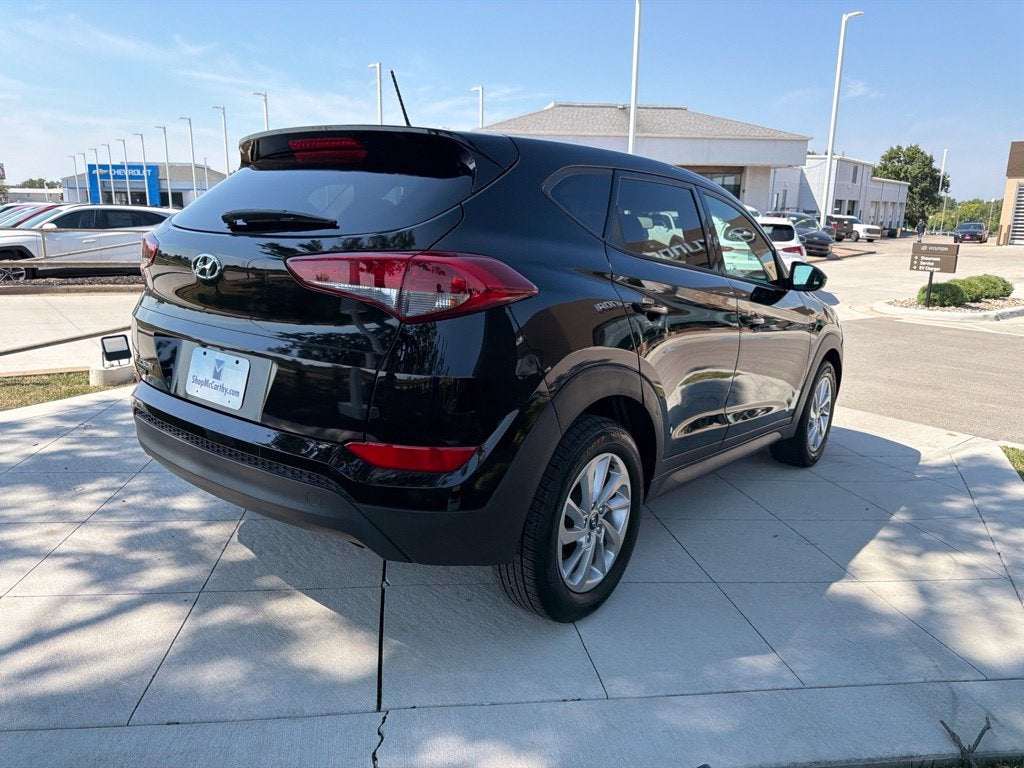 2017 Hyundai TUCSON SE