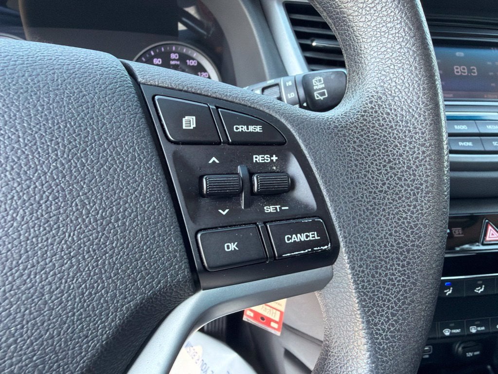 2017 Hyundai TUCSON SE