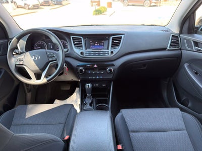 2017 Hyundai TUCSON SE