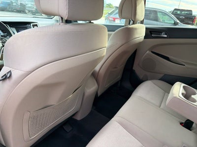 2017 Hyundai TUCSON SE