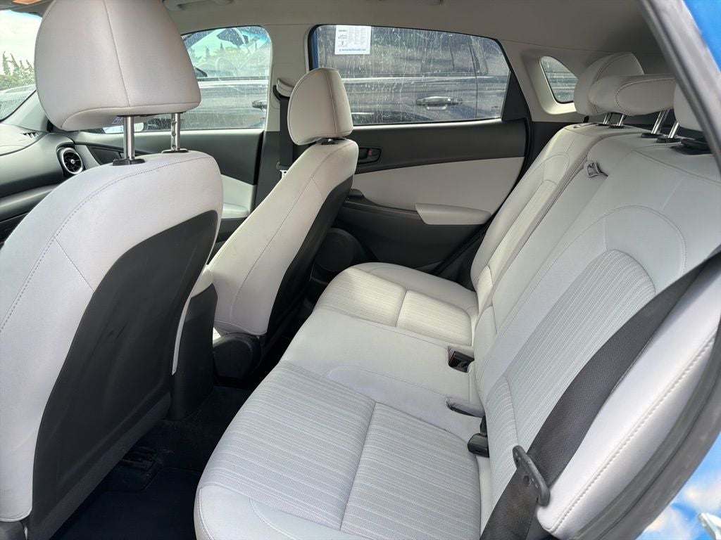 2022 Hyundai KONA SEL