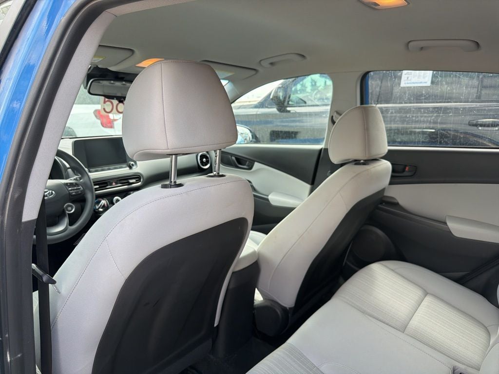 2022 Hyundai KONA SEL